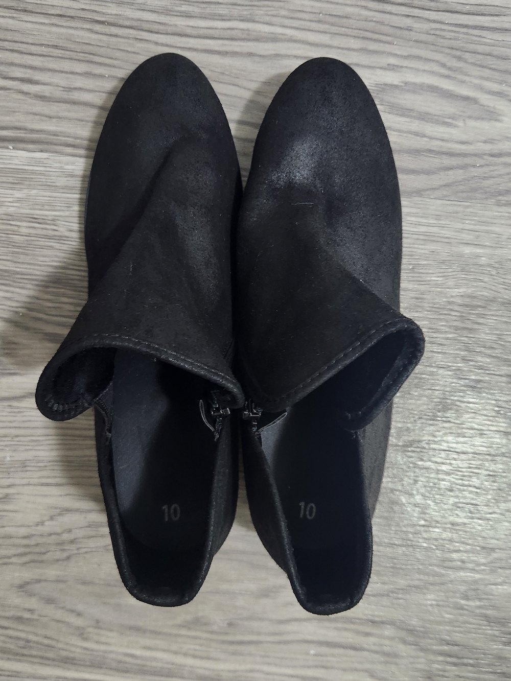 Time and Tru Black Faux Suede Ankle Boots Side Zip Block Heel Size 10 - Picture 9 of 11